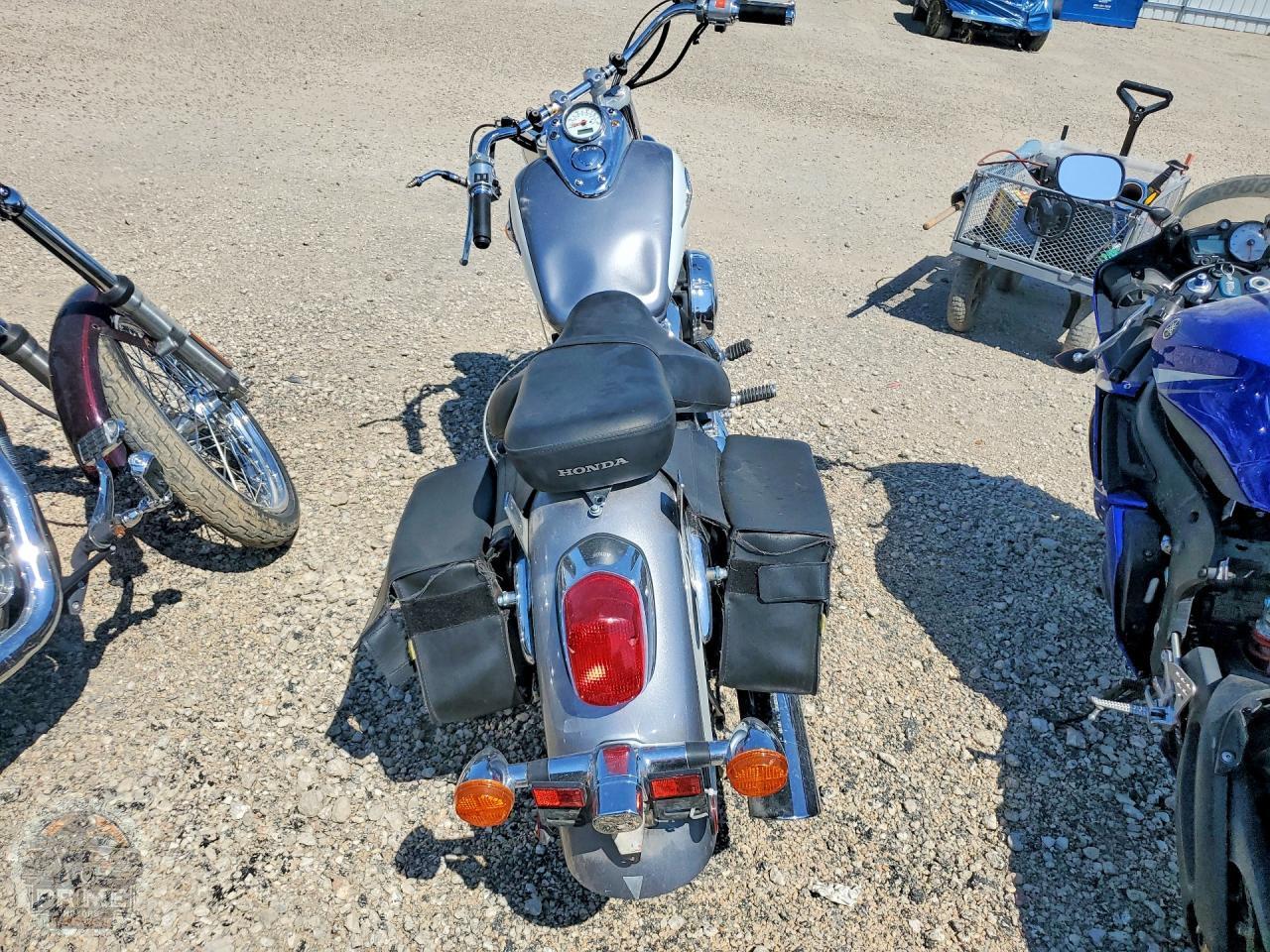 2001 HONDA VT750 — фото 4