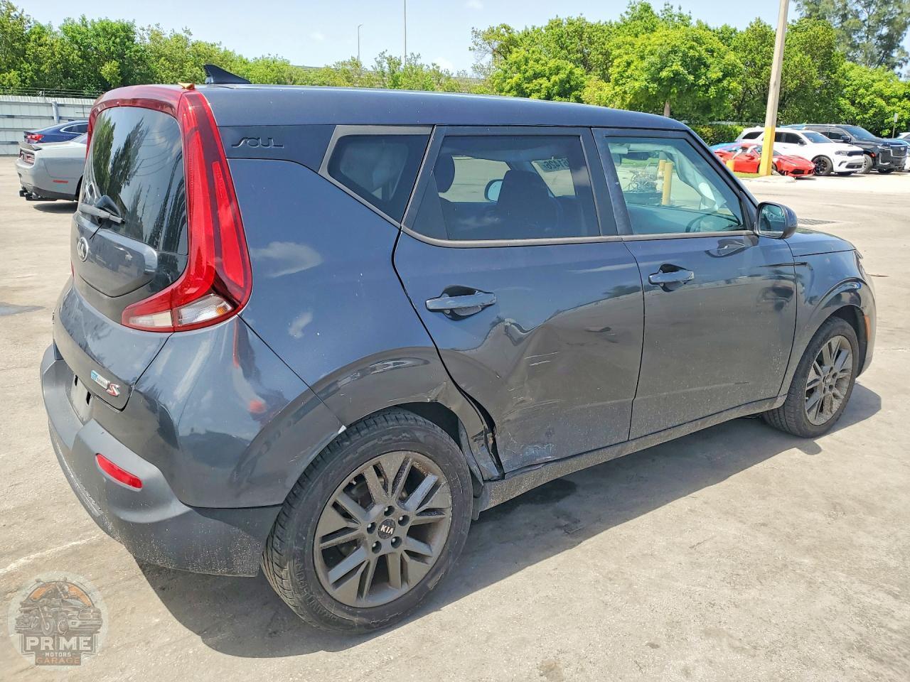 2021 KIA SOUL — фото 3