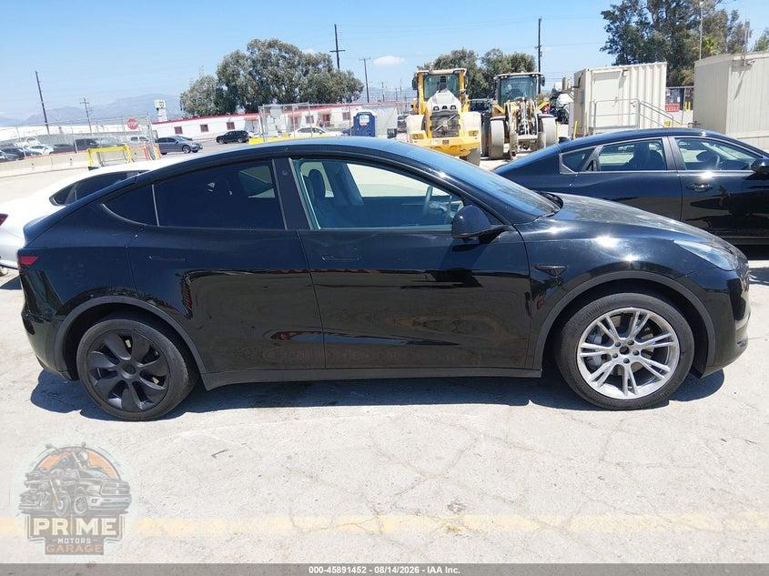 2023 TESLA MODEL Y AWD/LONG RANGE DUAL MOTOR ALL-WHEEL DRIVE — фото 13