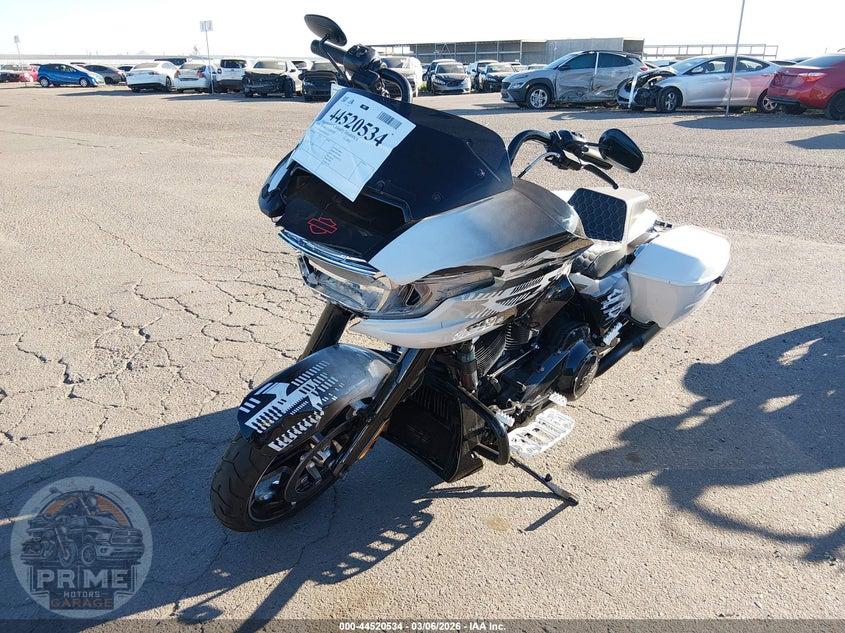 2026 HARLEY-DAVIDSON FLTRX (ROAD GLIDE, ROAD GLIDE CUSTOM) — фото 16