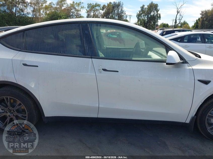 2024 TESLA MODEL Y LONG RANGE SINGLE MOTOR REAR-WHEEL DRIVE/RWD — фото 14