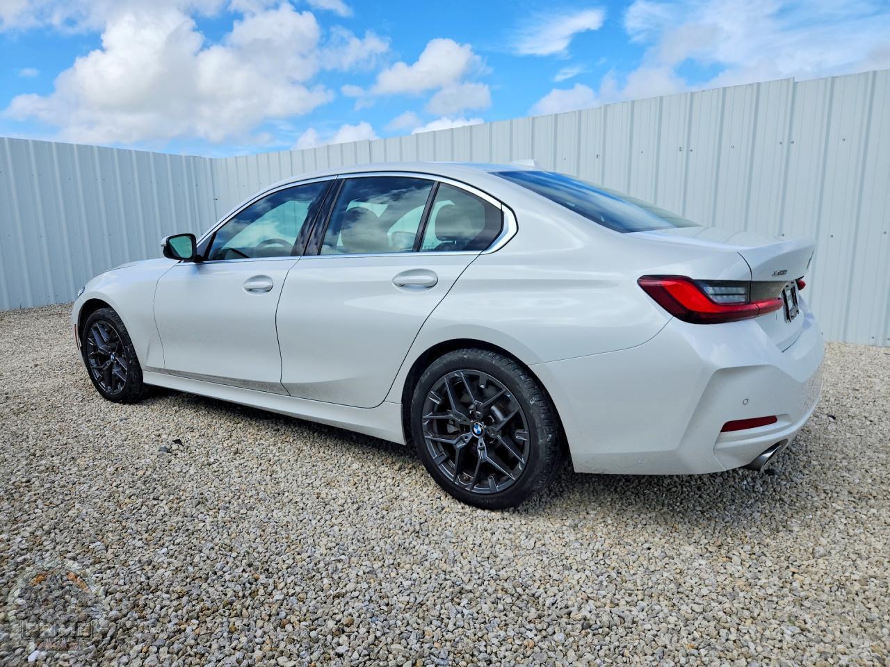 2026 BMW 3 SERIES — фото 4