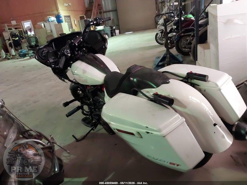 2024 HARLEY-DAVIDSON FLTRXSTSE (CVO ROAD GLIDE ST) — фото 3