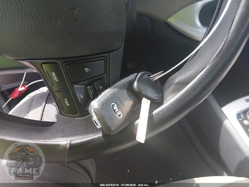 2017 KIA RIO LX — фото 11