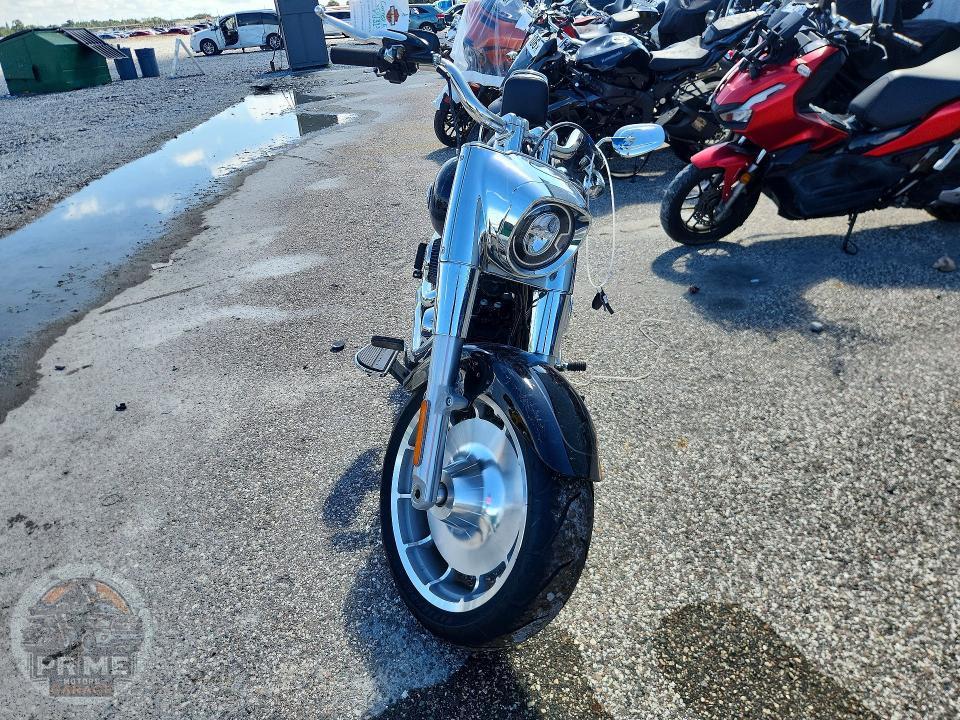 2024 HARLEY-DAVIDSON FLFBS (FAT BOY 114) — фото 2