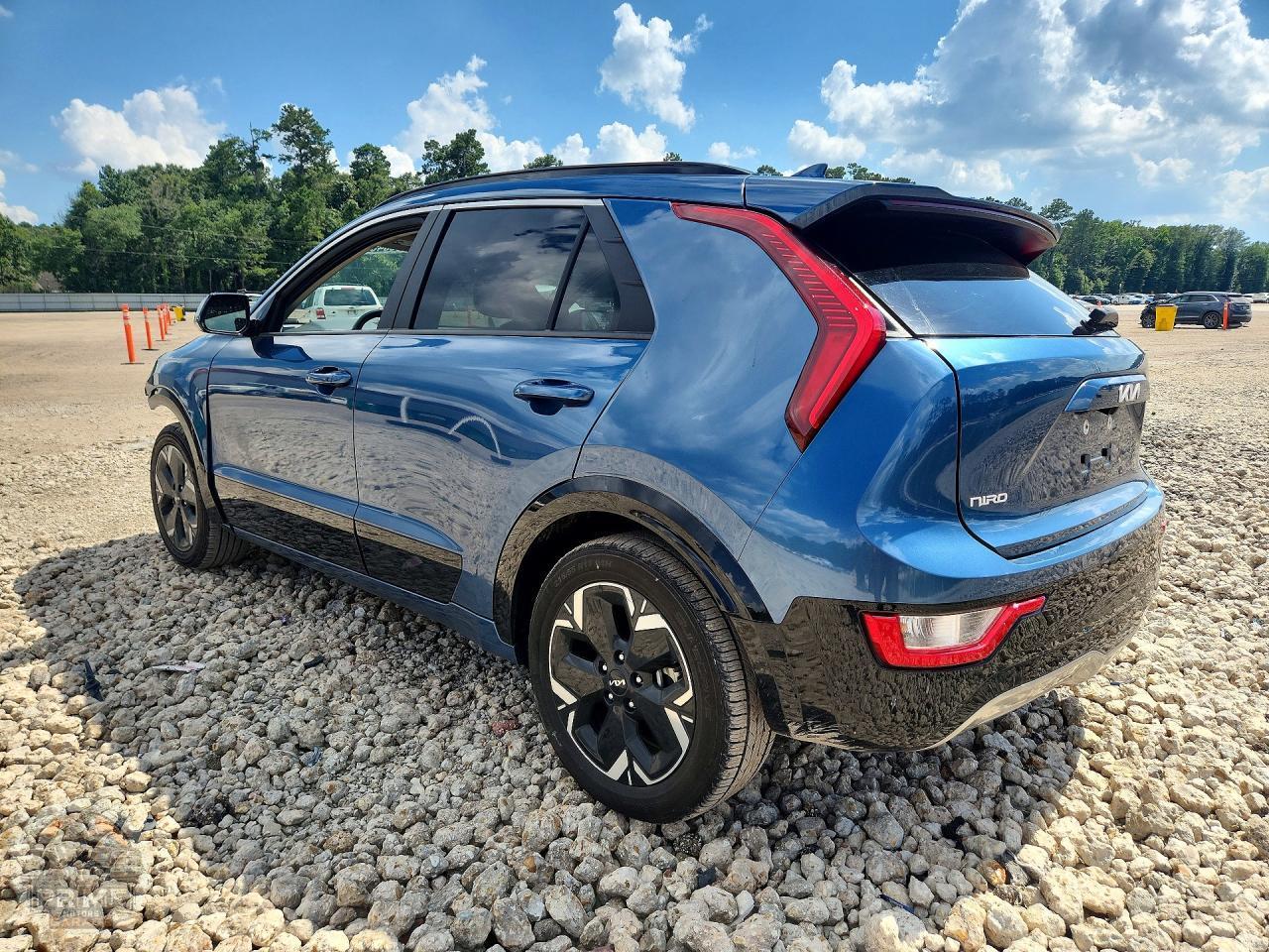 2024 KIA NIRO — фото 2