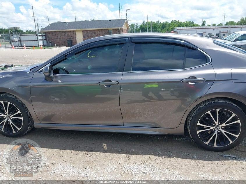 2019 TOYOTA CAMRY SE — фото 14