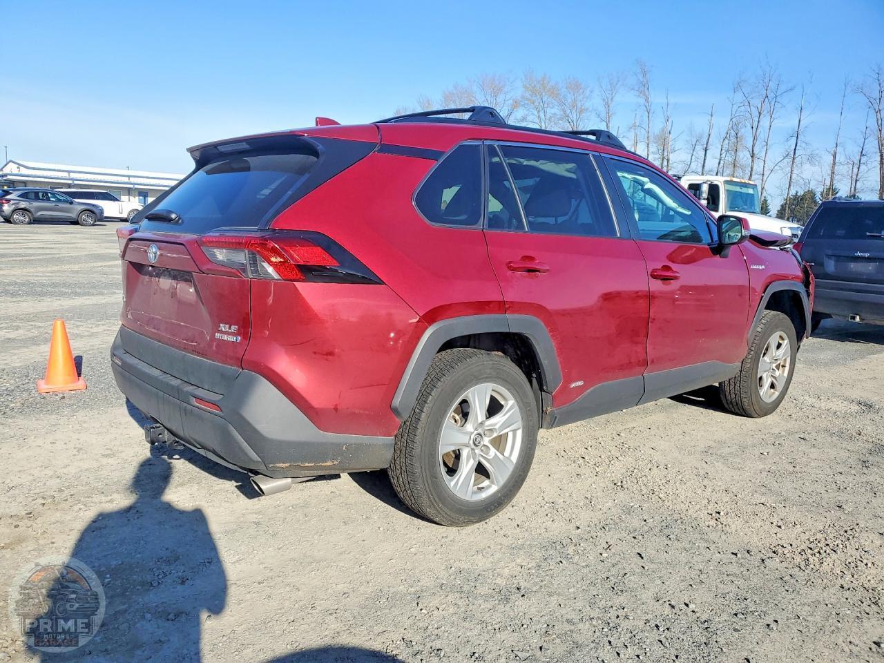 2020 TOYOTA RAV4 — фото 6