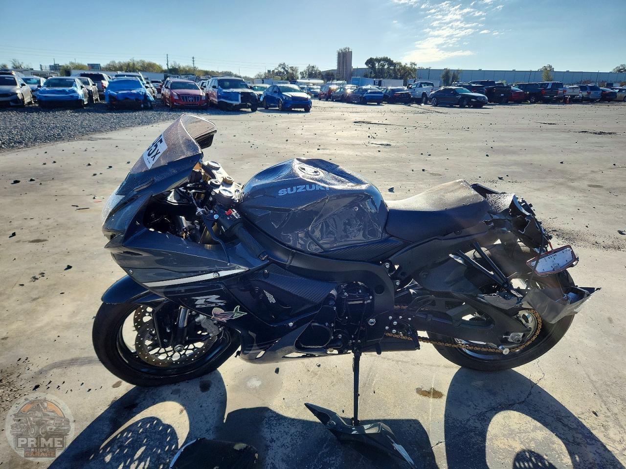 2025 SUZUKI GSX R750 — фото 3