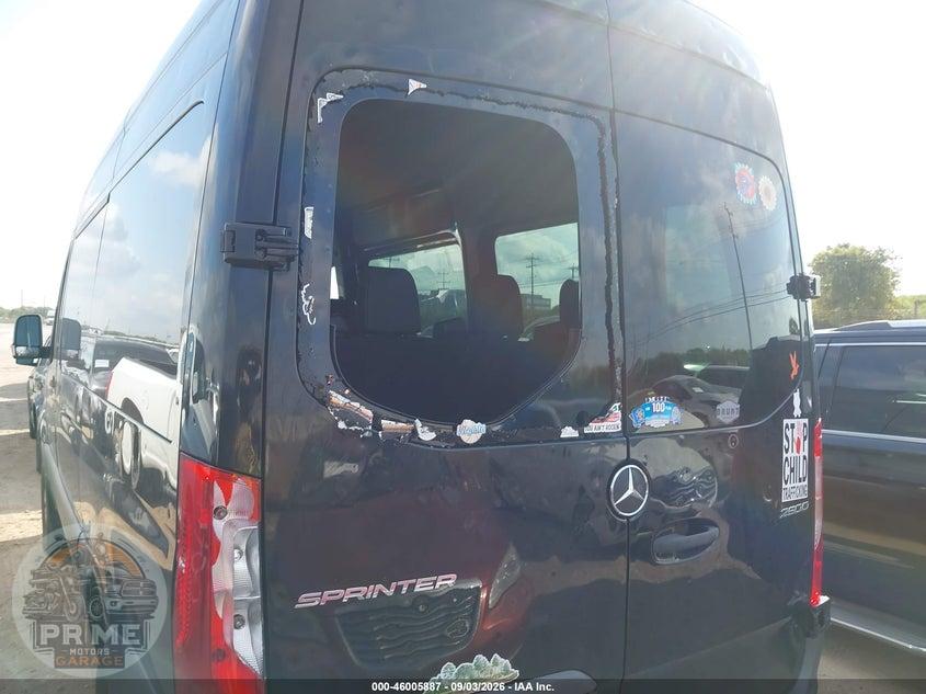 2022 MERCEDES-BENZ SPRINTER 2500 STANDARD ROOF V6 — фото 20
