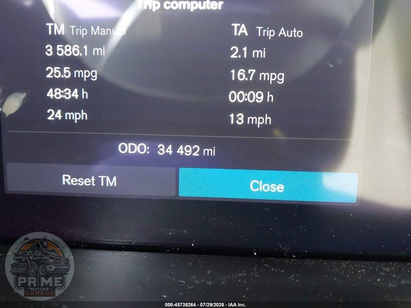 2023 VOLVO XC60 B5 PLUS BRIGHT THEME — фото 16
