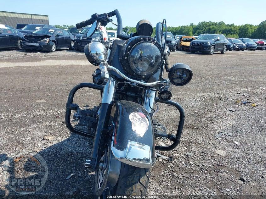 2010 HARLEY-DAVIDSON FLHP (POLICE ROAD KING) — фото 5
