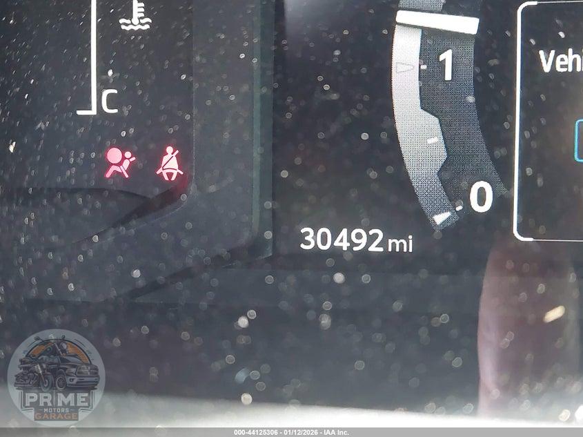 2025 TOYOTA TACOMA SR — фото 15