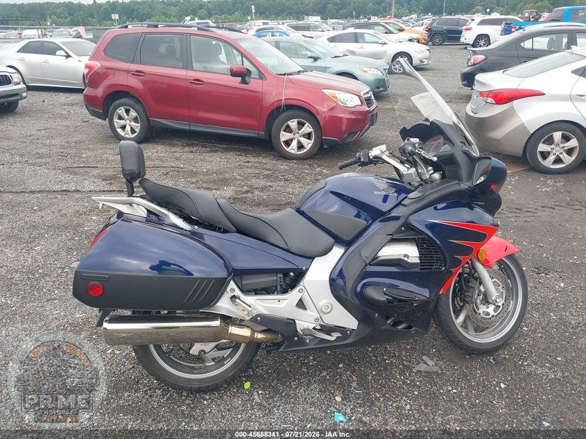 2004 HONDA ST1300 — фото 5