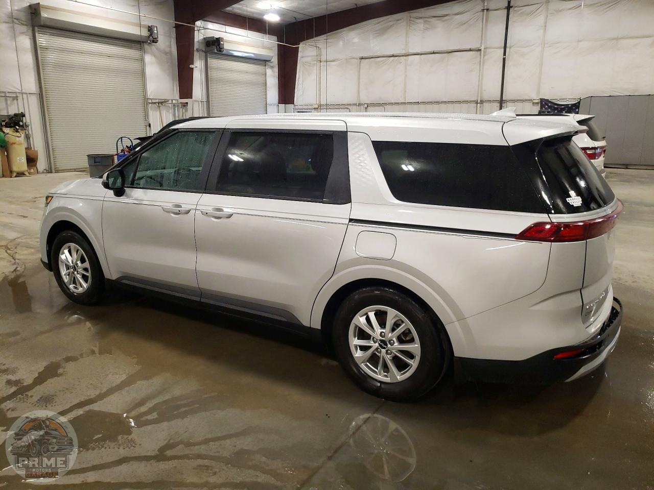2022 KIA CARNIVAL — фото 2