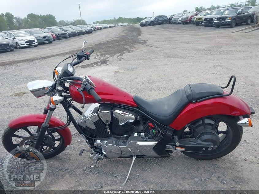 2017 HONDA VT1300 CXA — фото 13