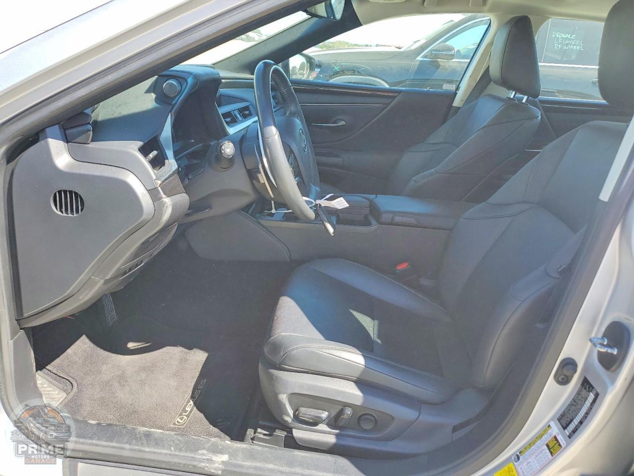2020 LEXUS ES — фото 7