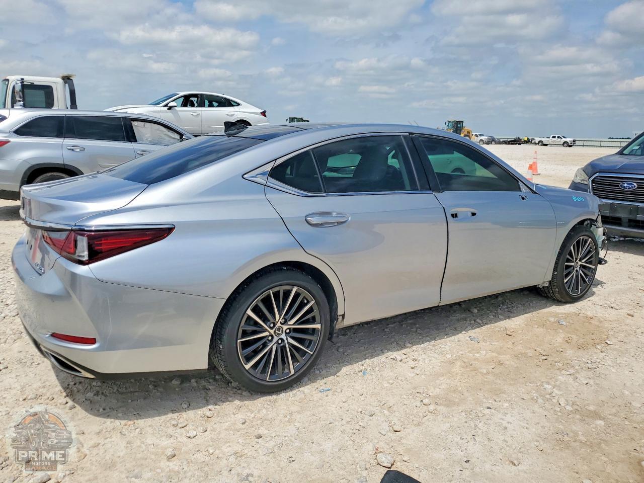 2022 LEXUS ES — фото 1