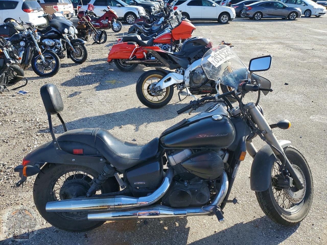 2012 HONDA VT750 — фото 1