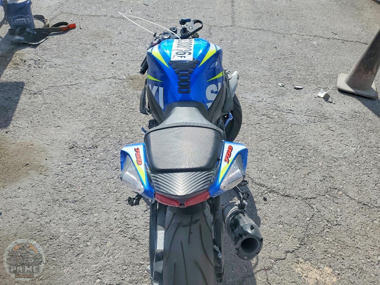2015 SUZUKI GSX R750 — фото 6