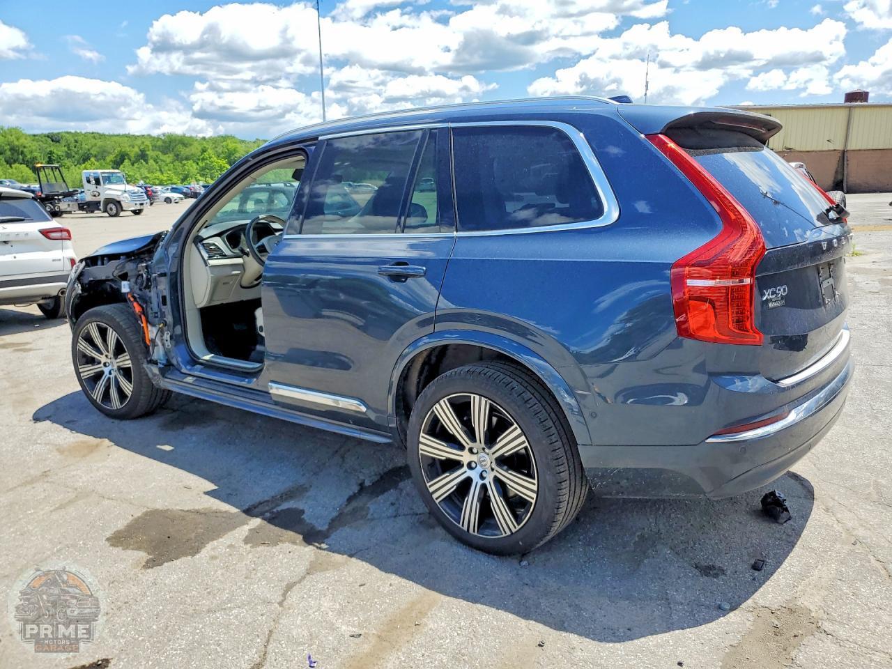 2025 VOLVO XC90 — фото 2