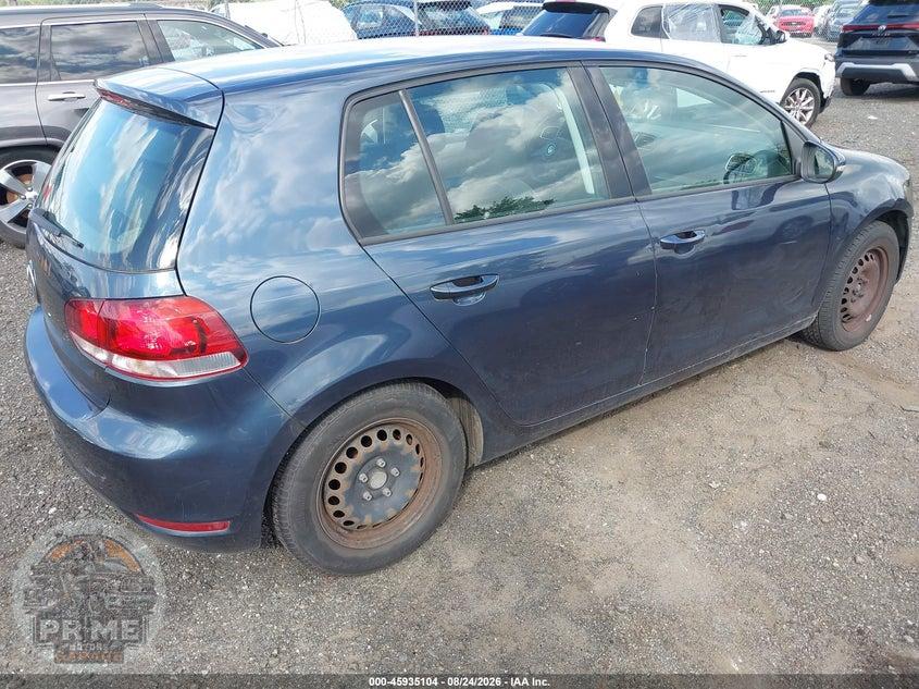 2013 VOLKSWAGEN GOLF 2.5L 4-DOOR — фото 4