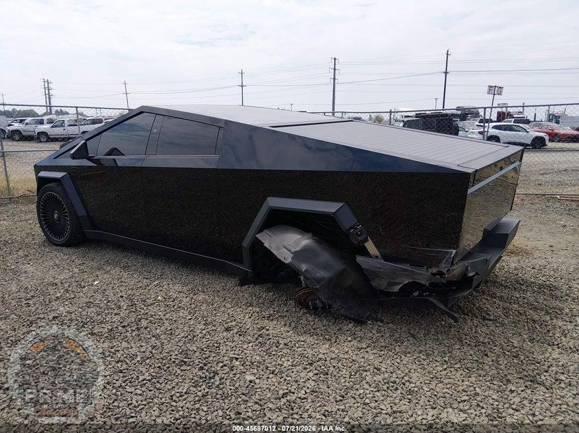 2025 TESLA CYBERTRUCK ALL-WHEEL DRIVE — фото 3