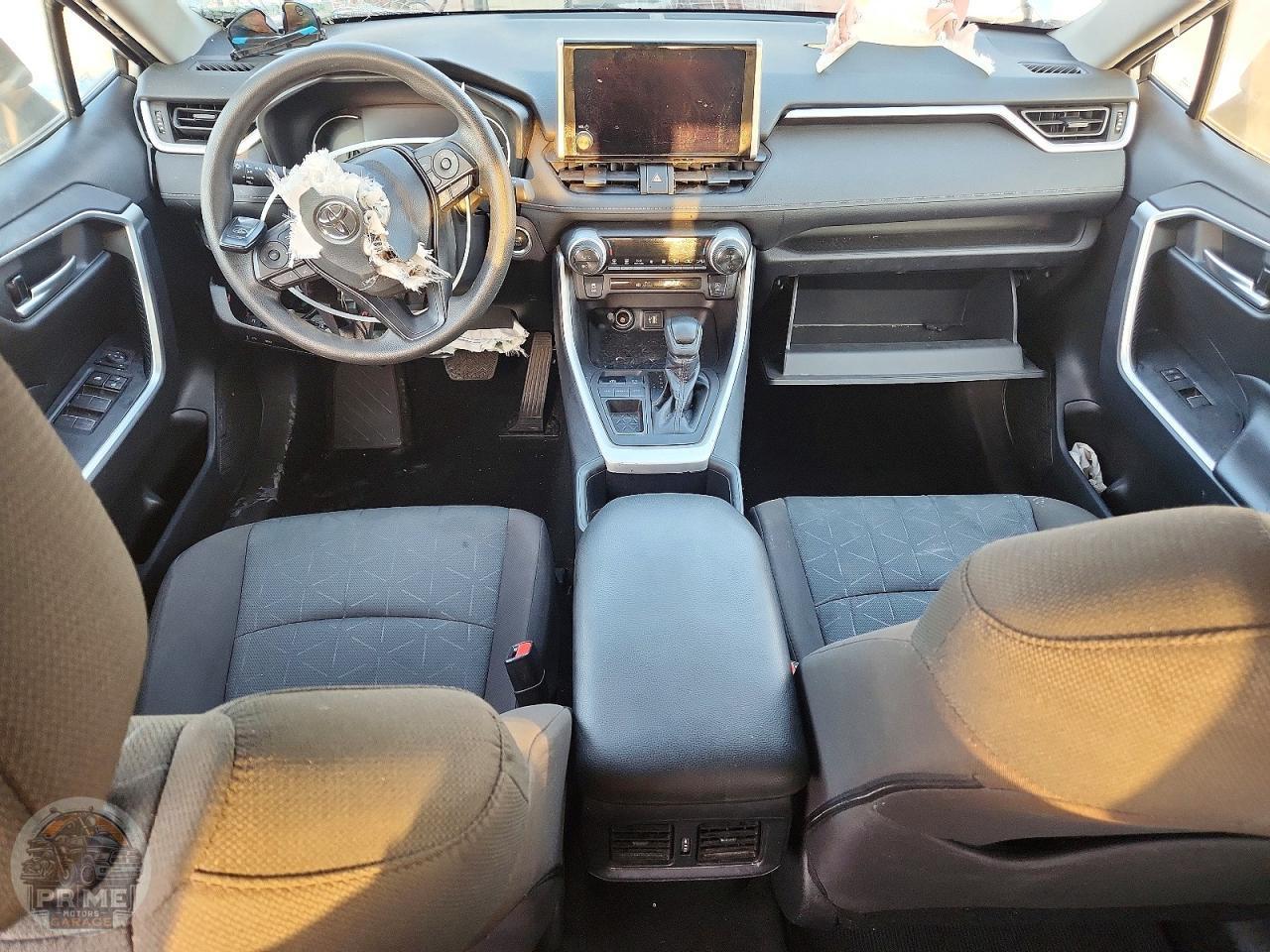 2025 TOYOTA RAV4 — фото 8