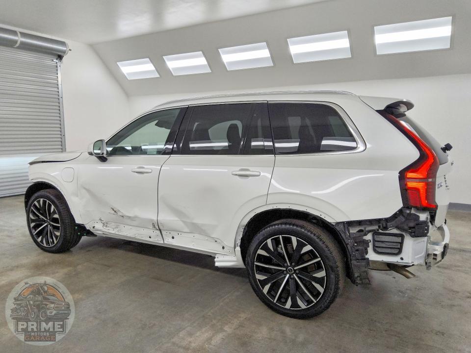 2025 VOLVO XC90 — фото 2