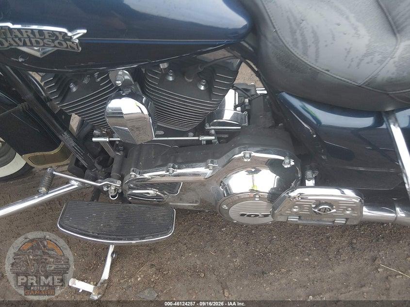 2013 HARLEY-DAVIDSON FLHRC (ROAD KING CLASSIC) ROAD KING CLASSIC — фото 9