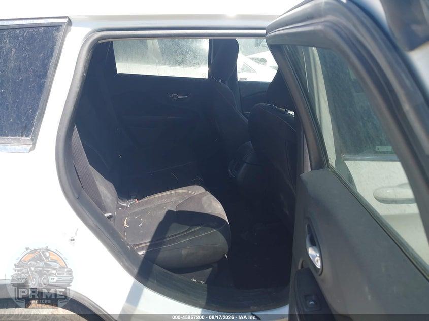 2016 JEEP CHEROKEE LATITUDE — фото 8