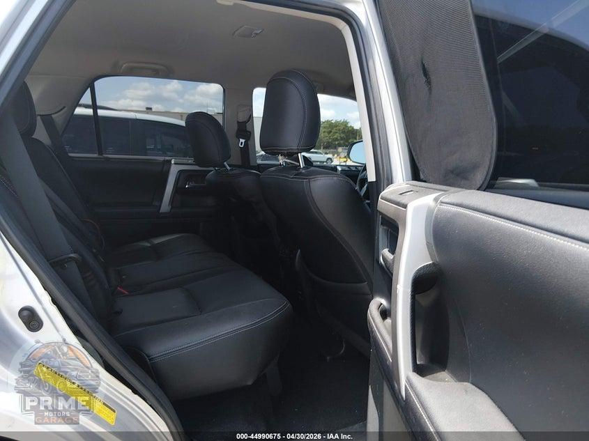 2018 TOYOTA 4RUNNER SR5 — фото 8