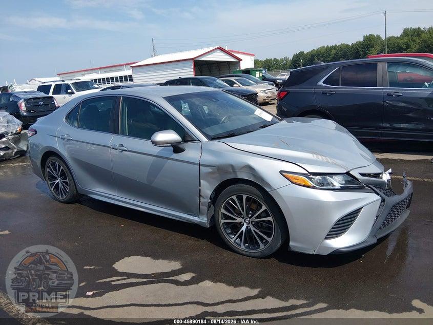 2018 TOYOTA CAMRY SE — фото 1