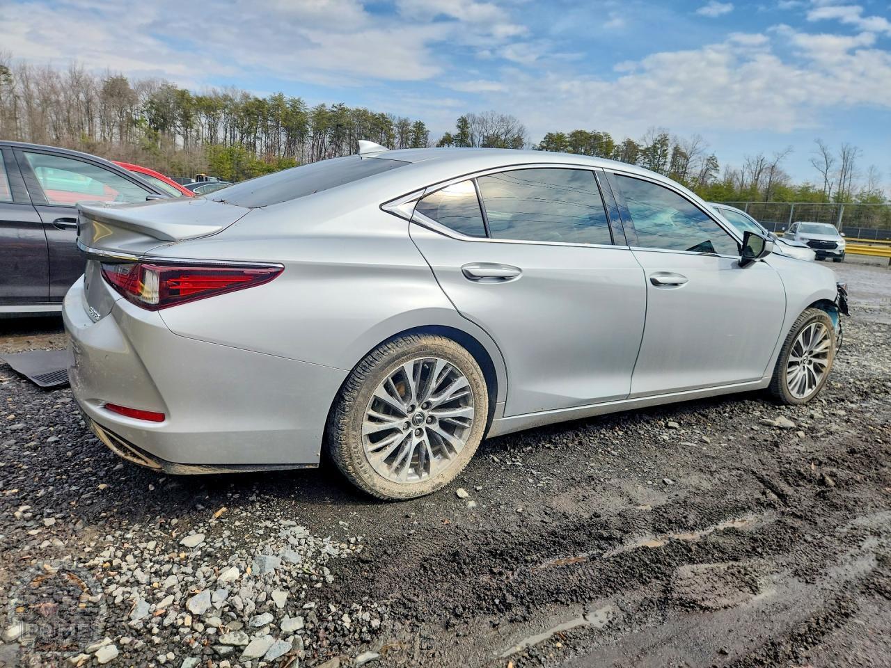 2020 LEXUS ES — фото 3