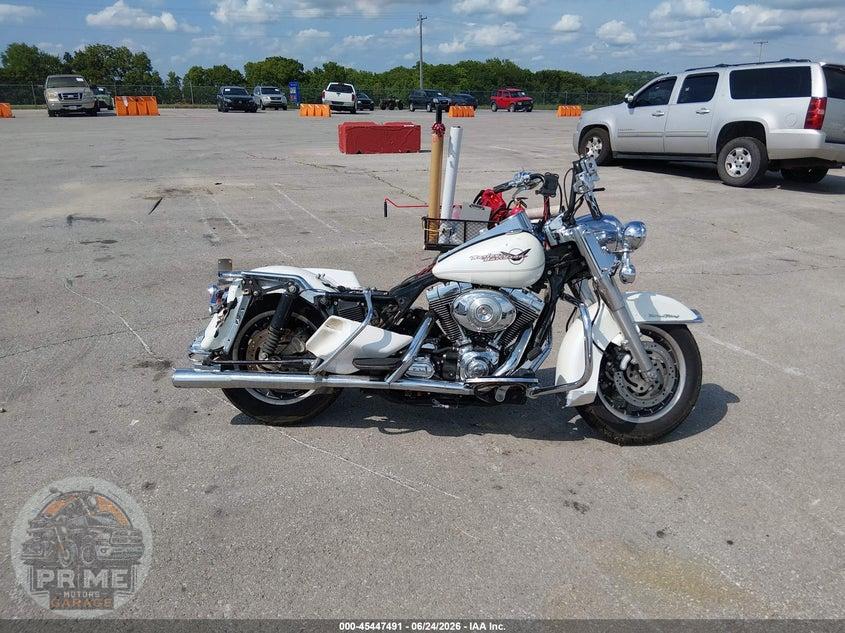 2006 HARLEY-DAVIDSON FLHRI (ROAD KING ) — фото 12