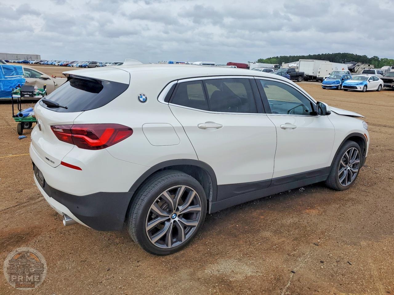 2022 BMW X2 — фото 3