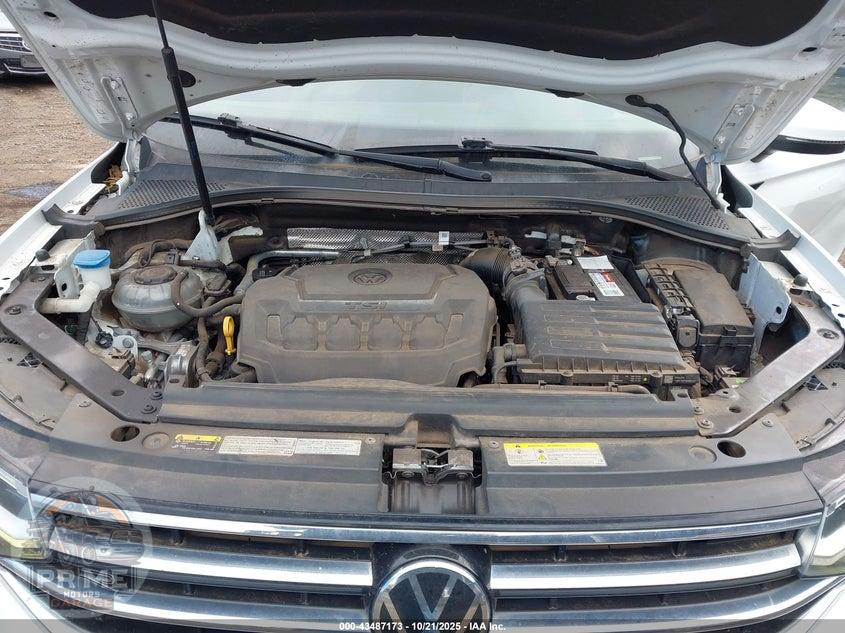 2022 VOLKSWAGEN TIGUAN 2.0T SEL R-LINE — фото 10