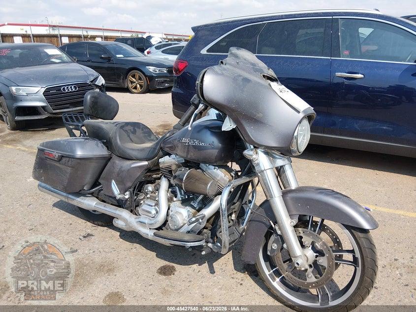 2015 HARLEY-DAVIDSON FLHX (STREET GLIDE) STREET GLIDE — фото 1