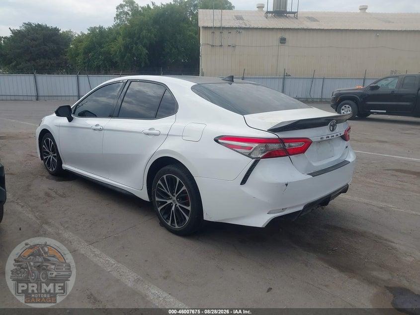 2019 TOYOTA CAMRY SE — фото 3