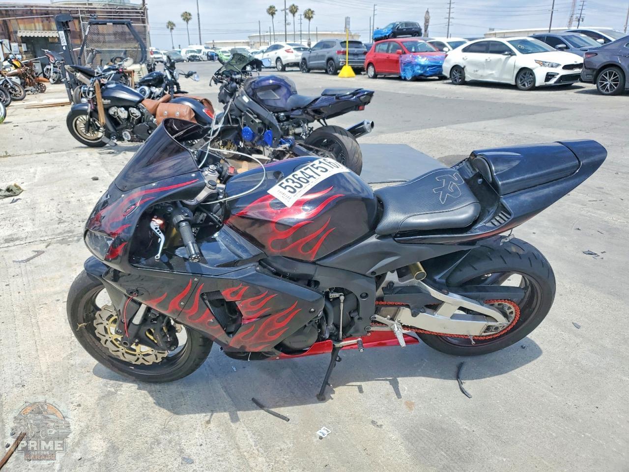 2005 HONDA CBR600 — фото 3