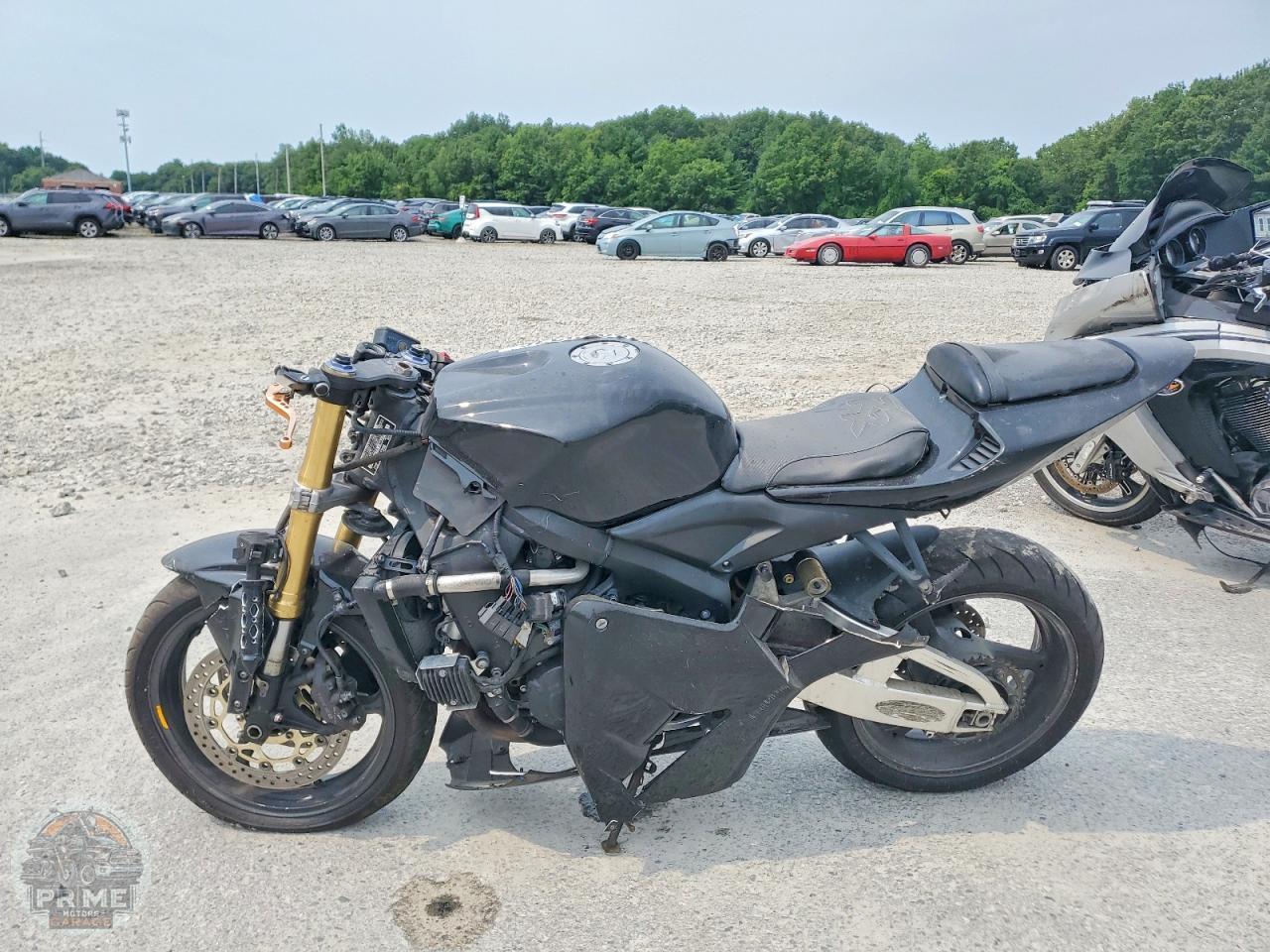 2005 HONDA CBR600 — фото 3