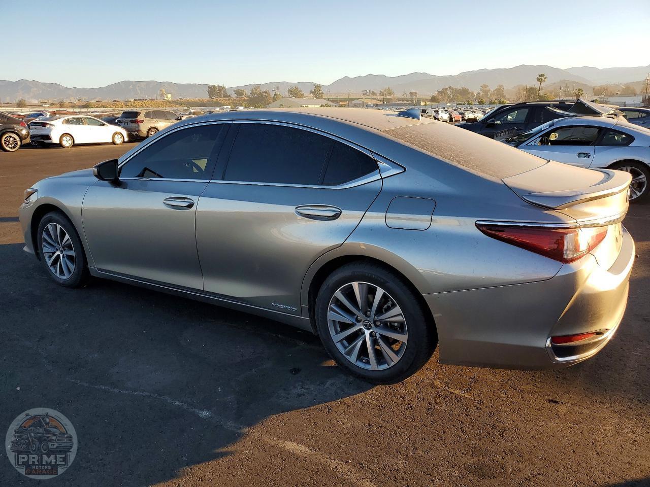 2021 LEXUS ES — фото 2