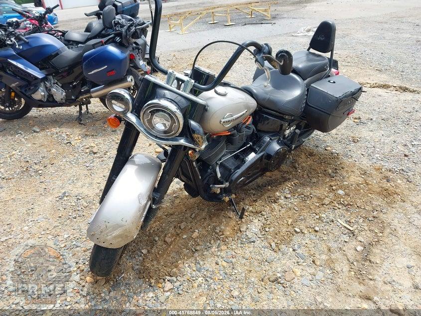 2018 HARLEY-DAVIDSON FLHC (HERITAGE CLASSIC) HERITAGE CLASSIC — фото 14