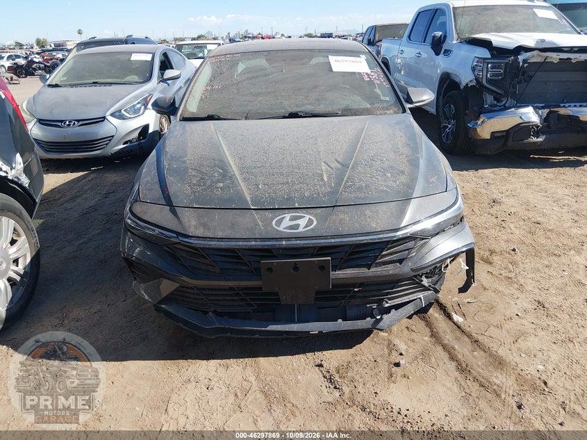 2025 HYUNDAI ELANTRA LIMITED — фото 12