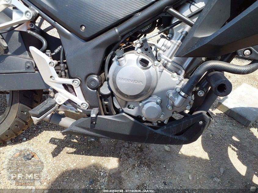2016 HONDA CB300 F — фото 8