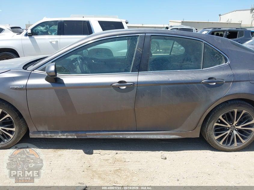 2018 TOYOTA CAMRY HYBRID SE — фото 14
