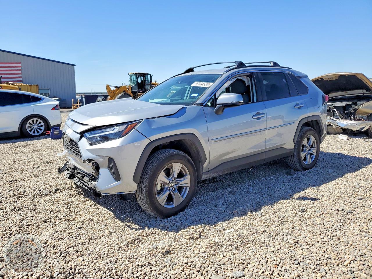 2025 TOYOTA RAV4 — фото 1