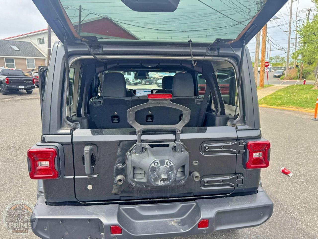 2025 JEEP WRANGLER — фото 38