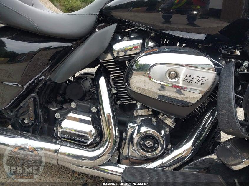 2017 HARLEY-DAVIDSON FLHP (POLICE ROAD KING) POLICE ROAD KING — фото 8