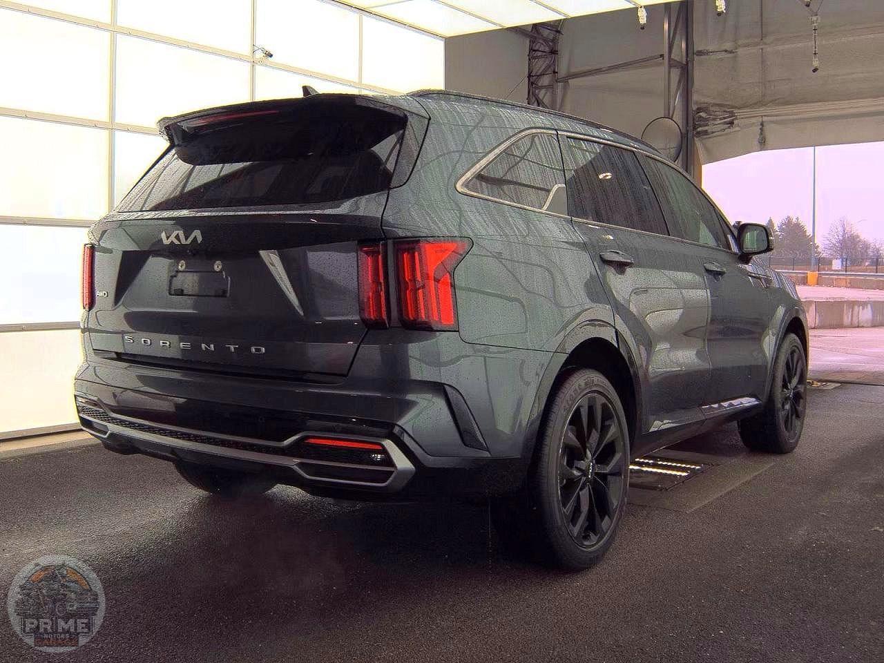 2022 KIA SORENTO — фото 4